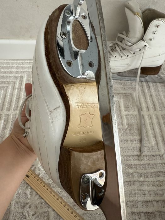 Профессиональные фигурные коньки Risport - Италия