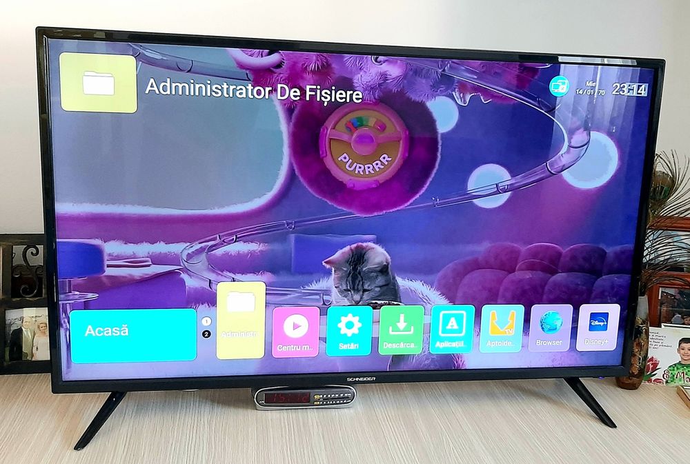 Smart TV 109 cm Schneider