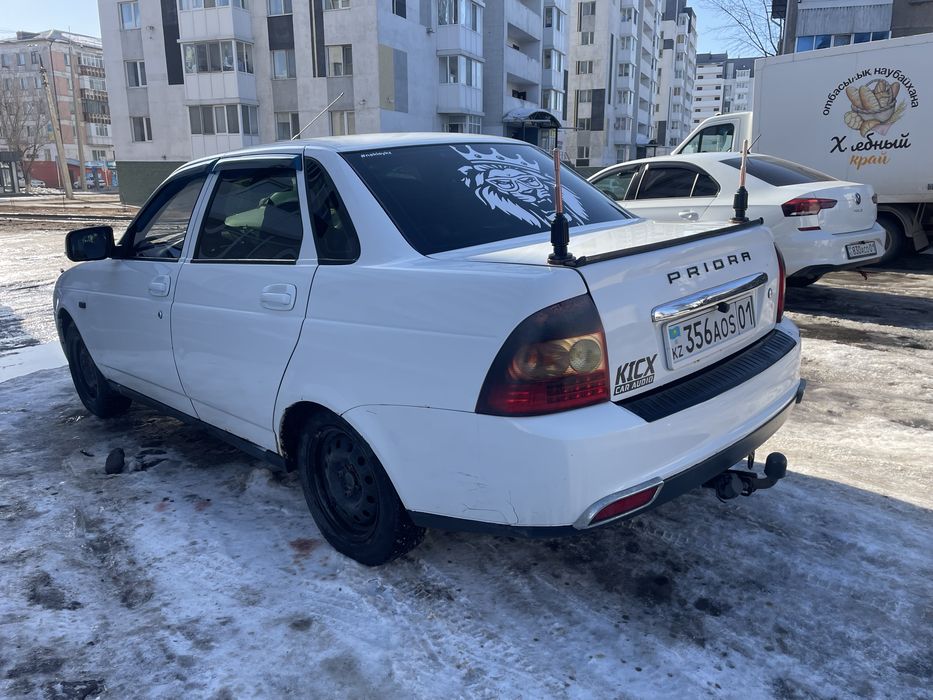 Продам приору 2012 год