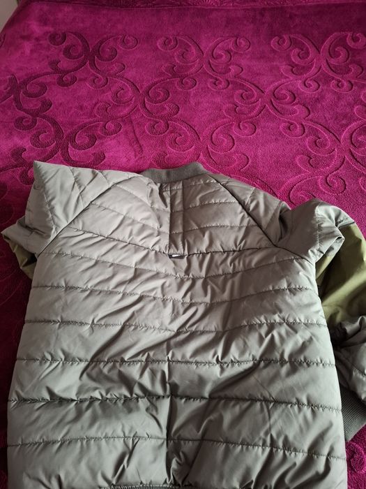 Мъжко яке Nike..