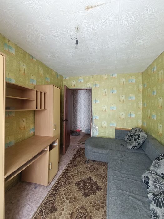 Продам 3-ком., 50 лет Октября, 8