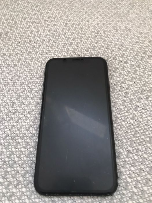 Продам айфон XR без каробки