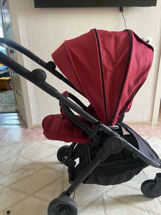 Детская коляска с чехлом