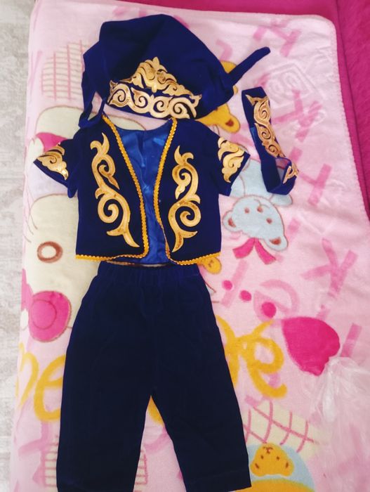 Продам национальный костюм