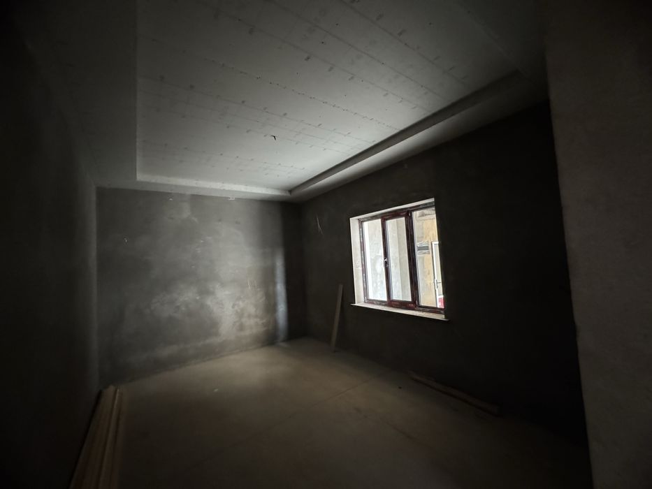 киров  раддом куча хокимият  орка кучадасида 2сотих 4хона участка