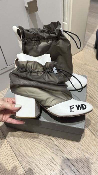 Стильные, модные ботильоны FWD