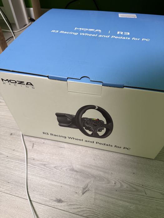 Игровой руль Moza r3 + педали