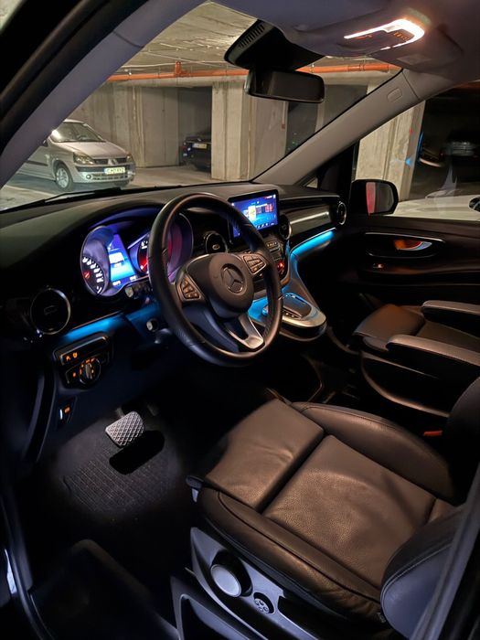 Inchiriez Mercedes V Klasse/Microbus 7+1/Rent a van