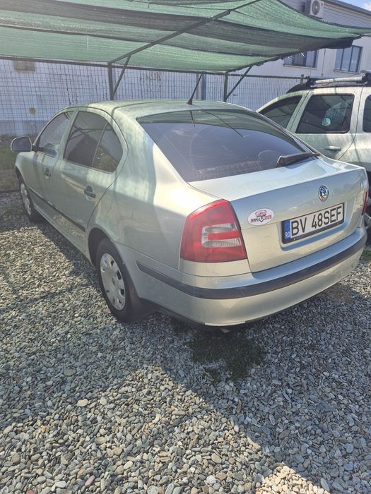 Vând Skoda Octavia