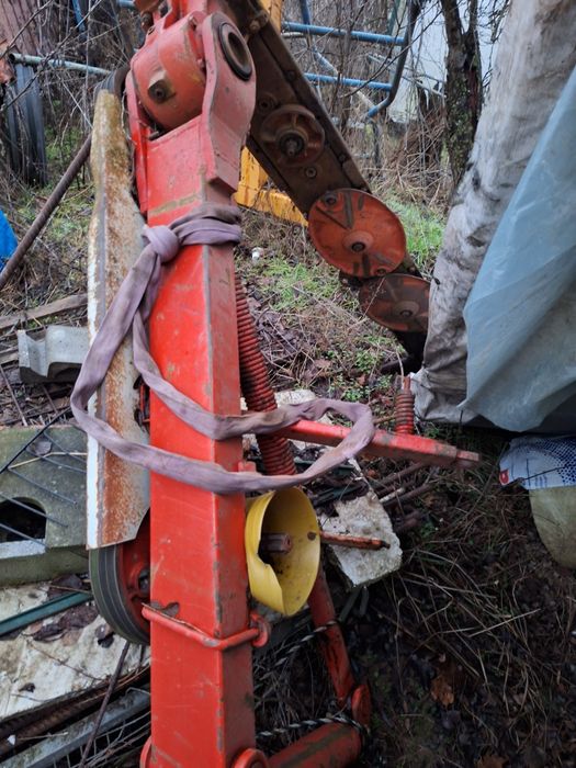 Gradina cositoare piese kuhn gmd 55 500 internațional