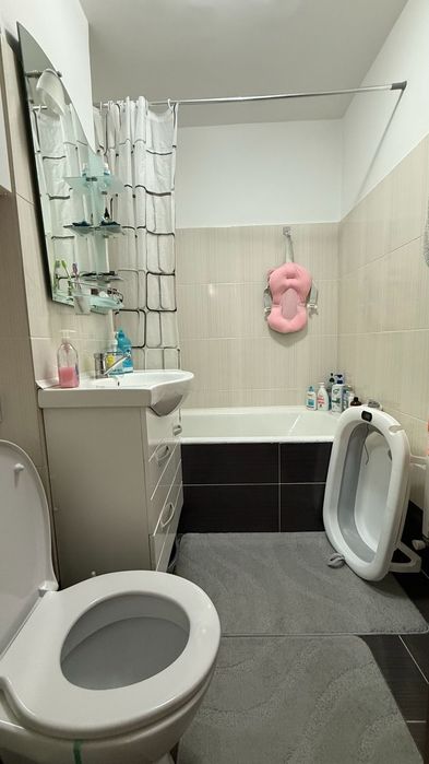 Vand apartament 3 camere mobilat si utilat