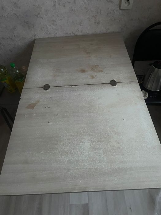 Отдам даром стол