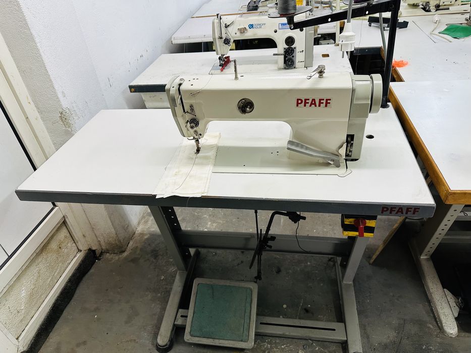 Masina de cusut liniar Pfaff