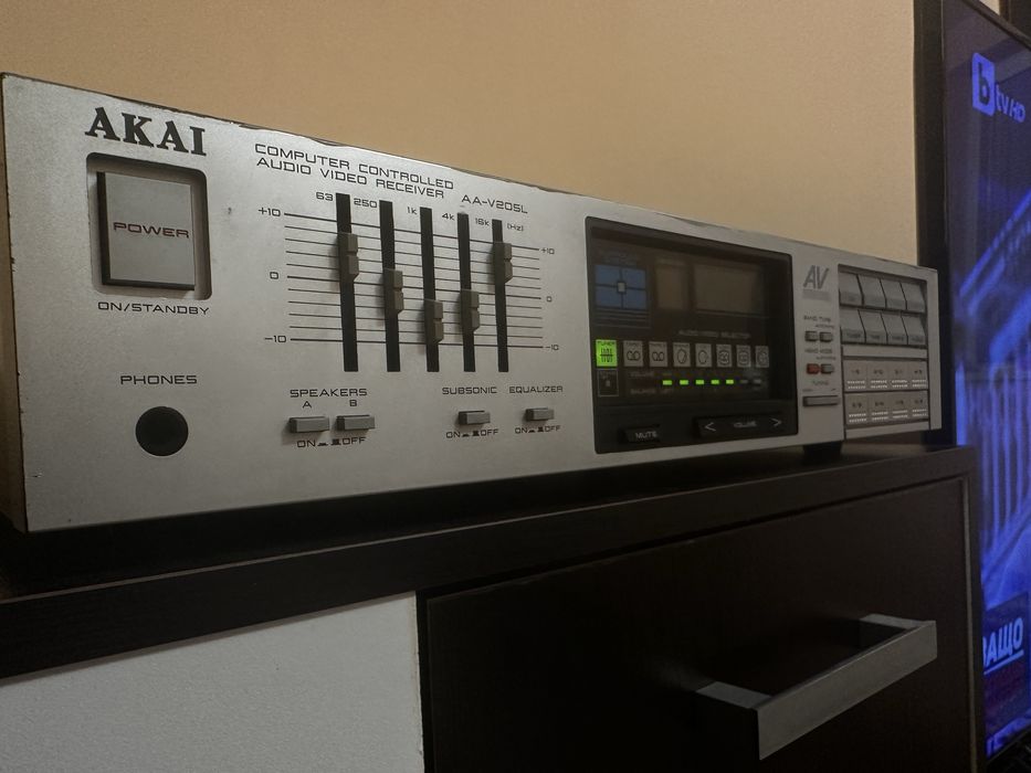 Ресивър AKAI AA-V205L