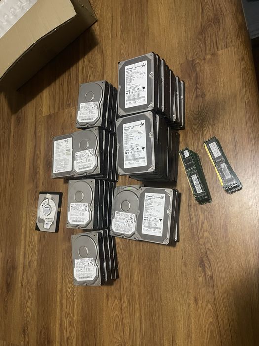 Lot piese PC vintage HDD IDE RAM IBM Seagate Hitachi