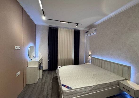 Продаётся 2ком ЖК BI Sado Business 42м2 ор-р: Корзинка, Авиатор