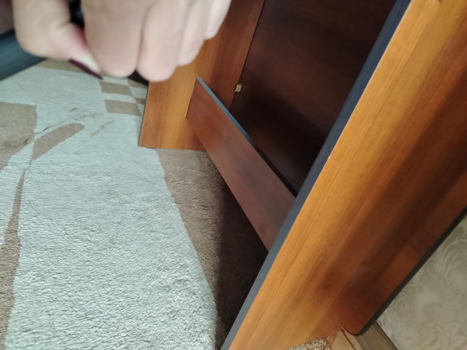 Продам стол книжка