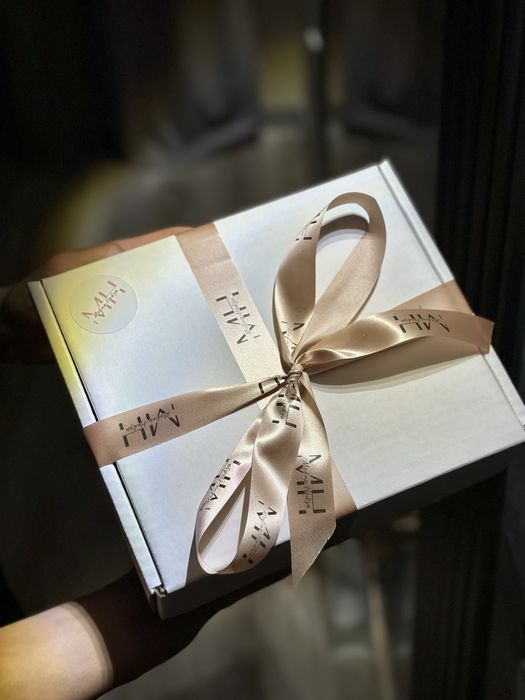 Подарочный бокс