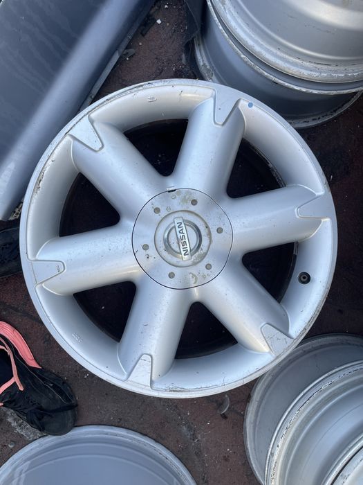 Джанти  за Nissan Morano R18