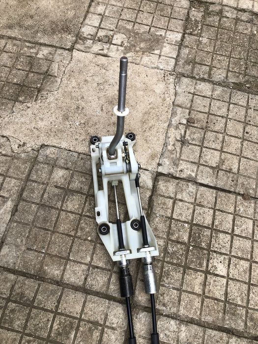 Жила за скорости на Тойота Рав4/Rav4 00г-05г