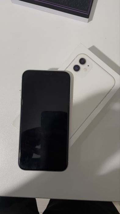 Срочно продам Iphone 11 128 гб.