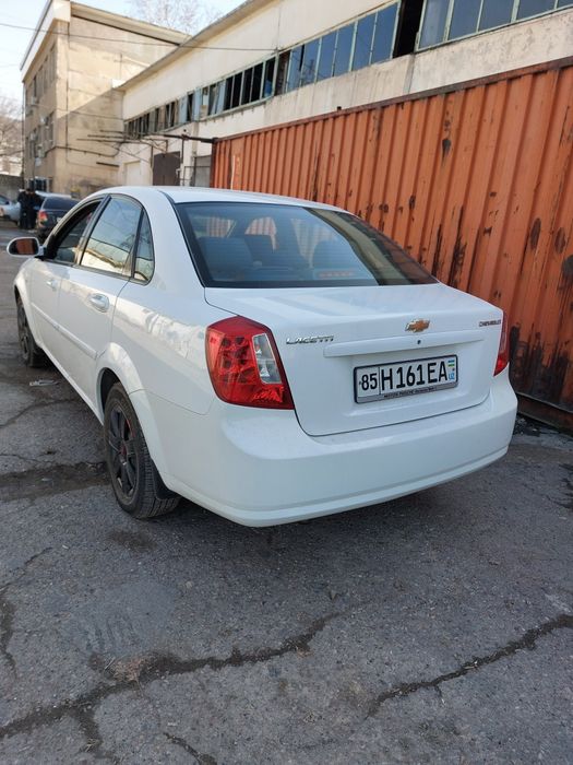 Chevrolet Laseti 1.8