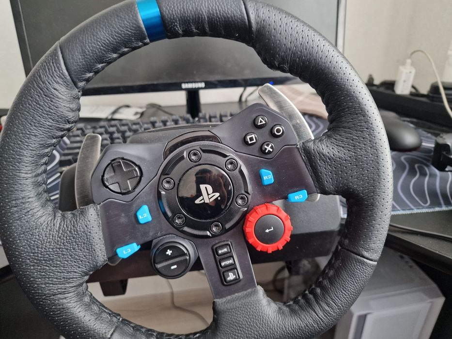 Продам игровой руль logitech g29