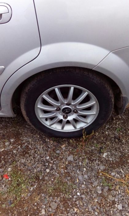 Део Лачети на части