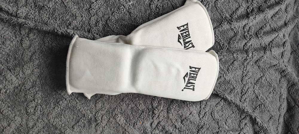 Кимоно,пояс перчатки для рукопашки