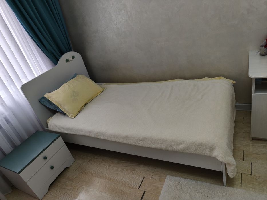 Продаётся детский спальный гарнитур