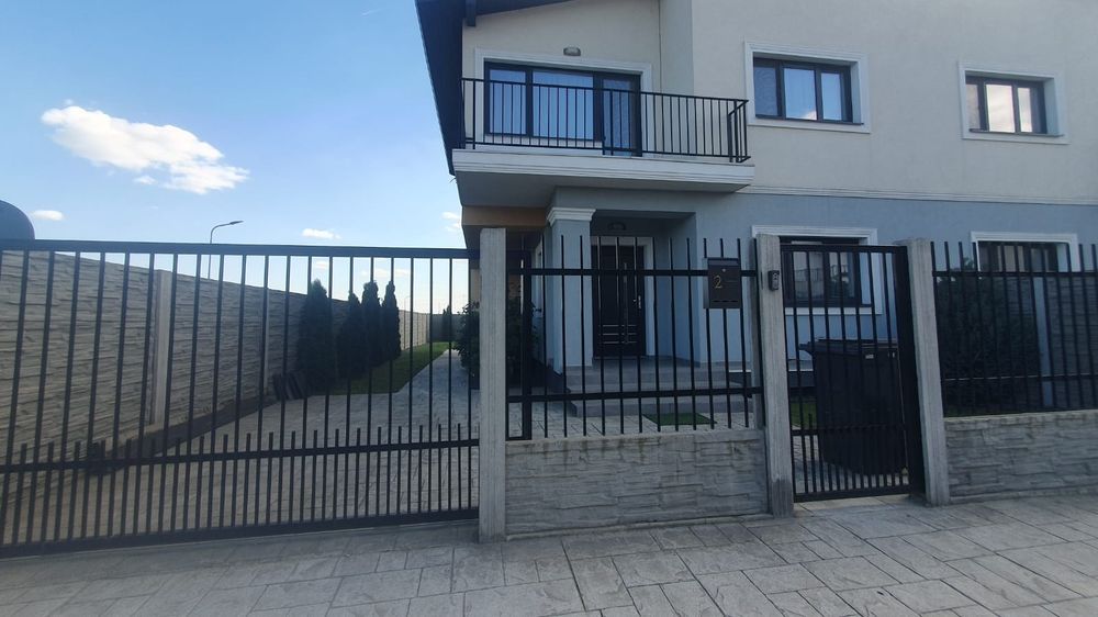 Proprietar închiriez casa Moșnița Nouă, 3 locuri parcarecartier Europa