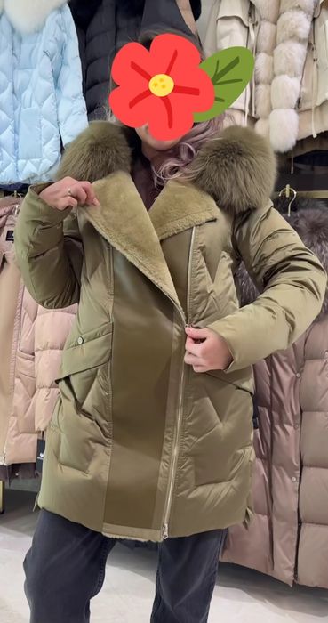 Продается пуховик женская