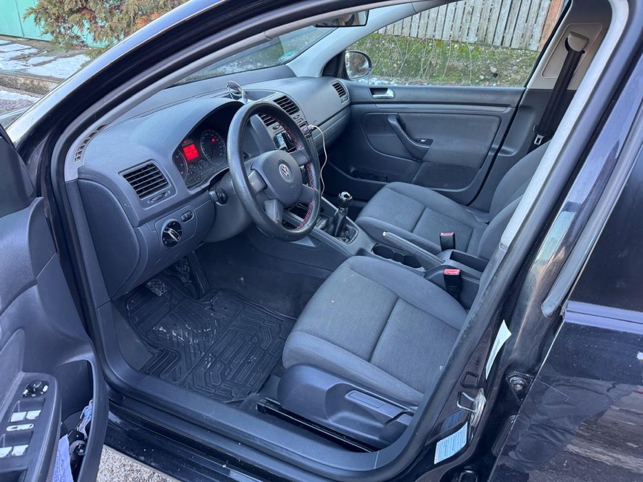 Golf 5 1.6 benzina super intretinut