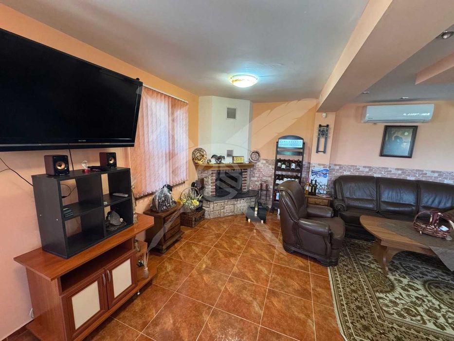 Две Вили - Айтос