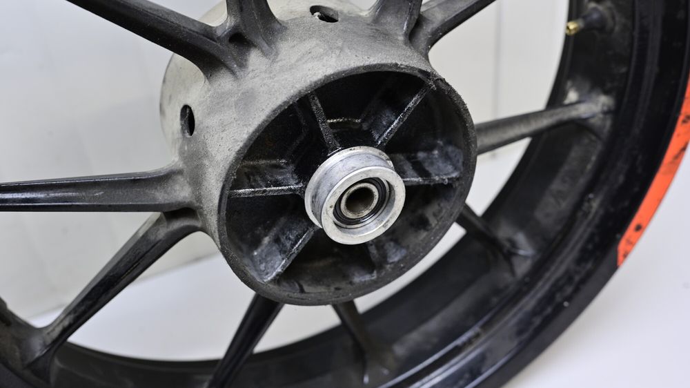 Janta Roata Spate KTM Duke 125 2017 - 2023