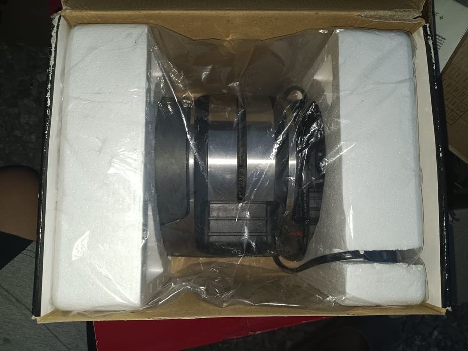 Продам электро точилку для ножей