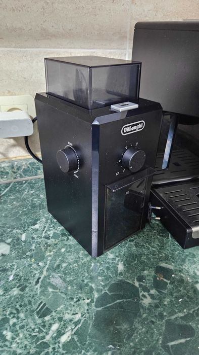 Продам кофемашину Delonghi