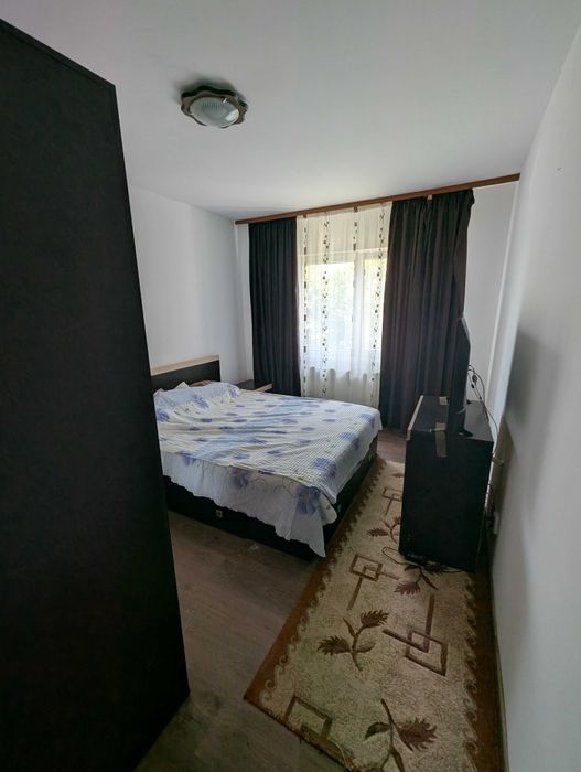 Apartament 2 camere cu curte si parcare din 2014 — fotografia 3