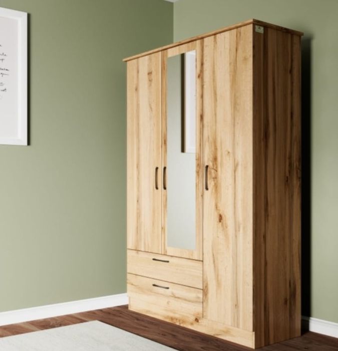 Шкаф цена договорная.