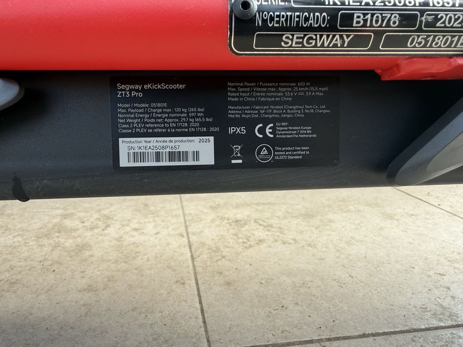 Електрически скутер SEGWAY  ZT3 PRO чисто нов