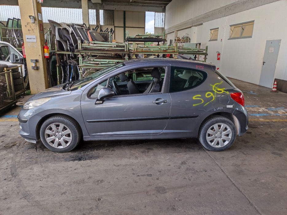 Peugeot 207/Пежо 207  1.4i 2009г