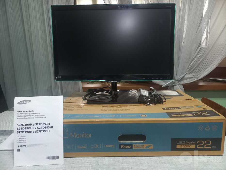 Монитор Samsung 22"(Full HD, HDMI) в идеале, полный комплект.