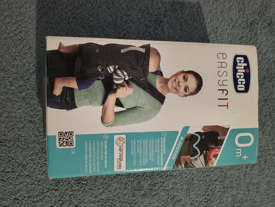 Vând marsupiu pentru bebeluși