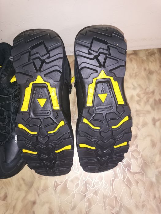 Продам ботинки рабочие