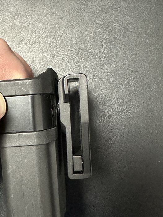 Port incarcator DIN PLASTIC ESP PENTRU AK-47, 7,62 × 39 MM