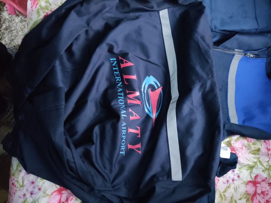 Костюмы рабочие размер 46-48.