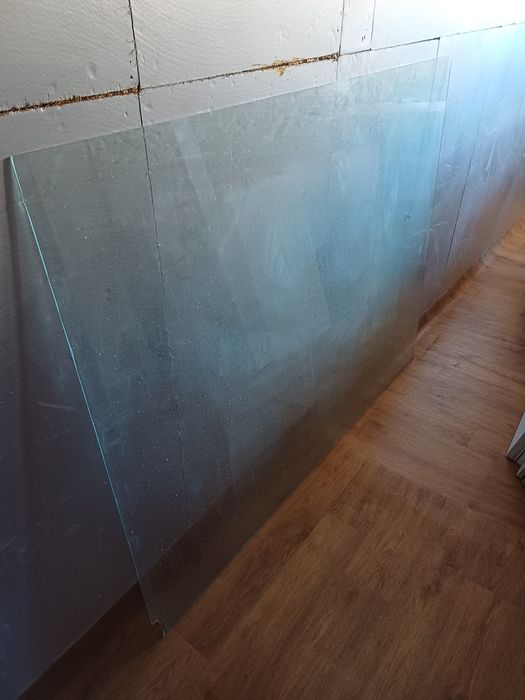 стекло 4 мм продам