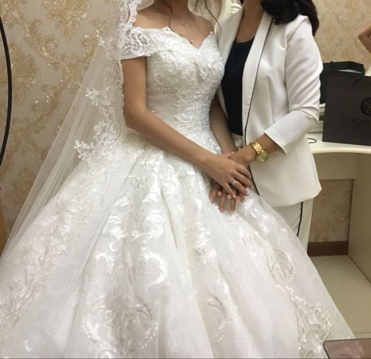 Свадебное платье