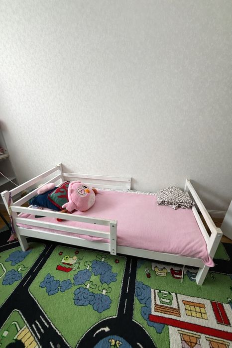 Срочно продам детскую кровать
