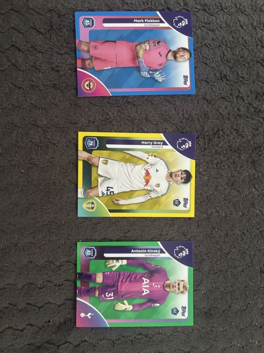 Продавам карти Topps Premier League 25/26